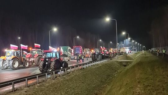 Kilka blokad na lubelskich drogach. Rolniczy protest trwa.