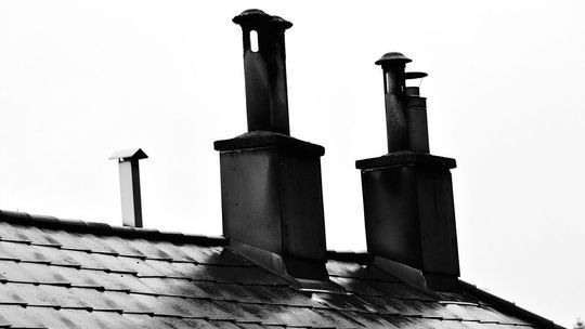 Kilka tysięcy osób z woj. lubelskiego stara się o dofinansowanie na piece. Nie wiadomo, czy pieniądze do nich trafią