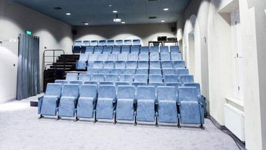 Kino nie w kinie. Jesienne projekcje w Lublinie