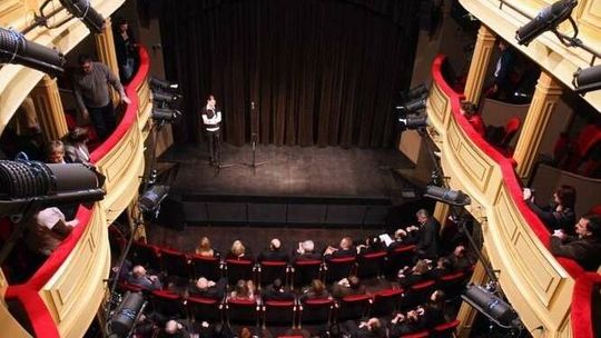 Kino w Zamościu wystartuje wcześniej, ale teatr w Lublinie już nie. Dlaczego?