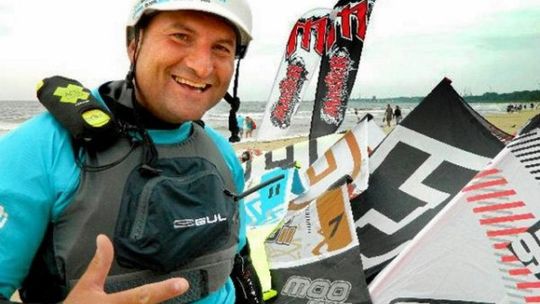 Kitesurfer Jan Lisewski uratowany