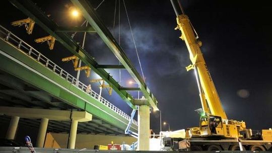 Kładka dla pieszych i rowerzystów powstaje nad DK nr 19