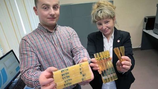 Klej, który mocno trzyma. Wynalazek naukowców z lubelskich uczelni