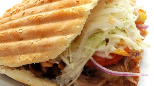 Kłótnia ze sprzedawcą kebabów w centrum Lublina. Tunezyjczyk pchnął nożem Polaka