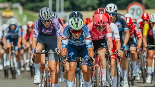 Kobiecy peleton przejedzie przez Janowiec i Puławy