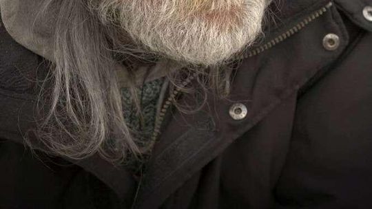 Kobieta już kładła się do snu na mrozie. Ukrainiec chciał spać w kabinie