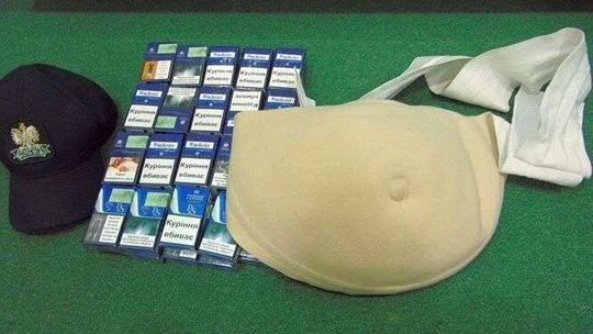 Kobieta w ciąży? Brzuch okazał się fałszywy