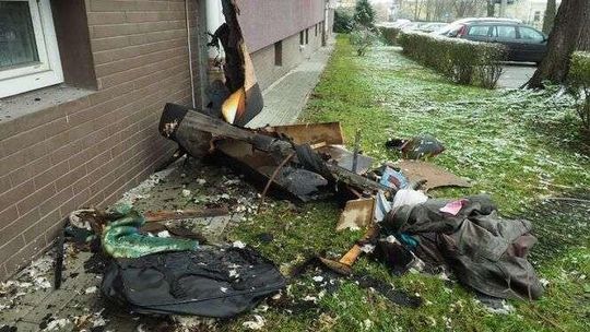 Kobieta zginęła w pożarze w bloku w Lublinie