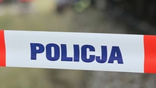 Kobieta znaleziona martwa w domu. Policja nie wyklucza morderstwa