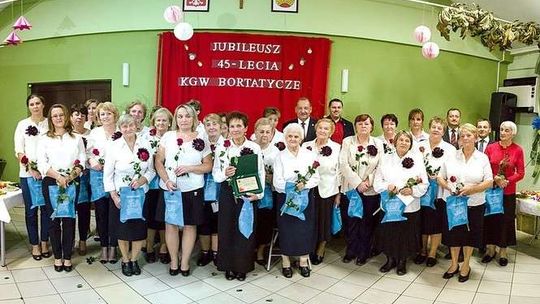 Kobiety chwalą się... wiekiem. Jubileusz Koła Gospodyń Wiejskich w Bortatyczach