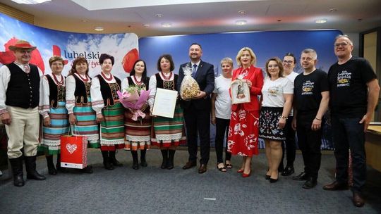 Kobiety na schwał. Powalczą o nagrodę małżonki prezydenta RP