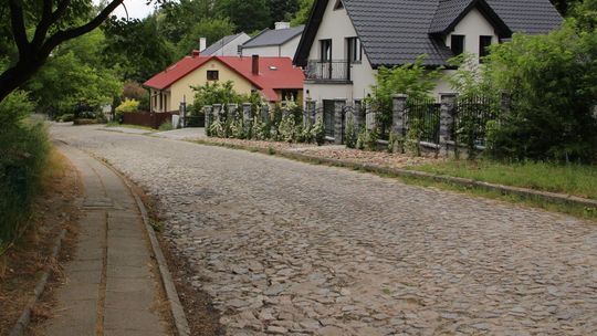 Kocie łby w Janowcu do wymiany?