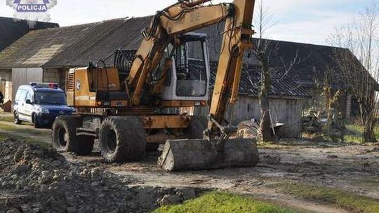 Kocudza: Koparka uderzyła w głowę 83-letnią kobietę