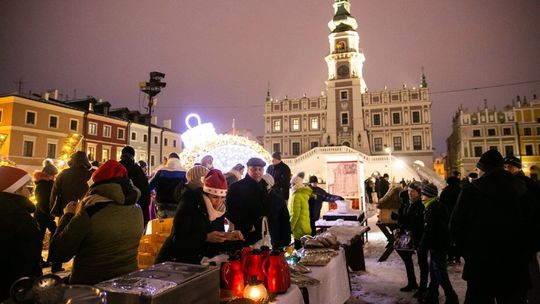 Kolędy, opłatek, życzenia i pełne stoły. Mieszkańcy spotkają się na wigilii