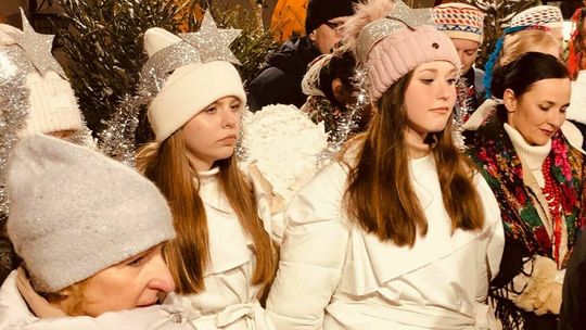 Kolędy, życzenia i barszcz. Zamościanie już po wigilii 