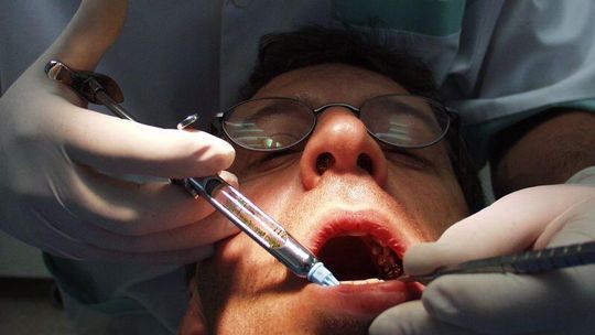 Kolejka do dentystów w Lublinie nie taka długa, jak... wygląda 