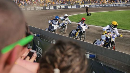 Kolejne mecze PGE Ekstraligi odwołane. Liga gotowa na jazdę bez kibiców na trybunach