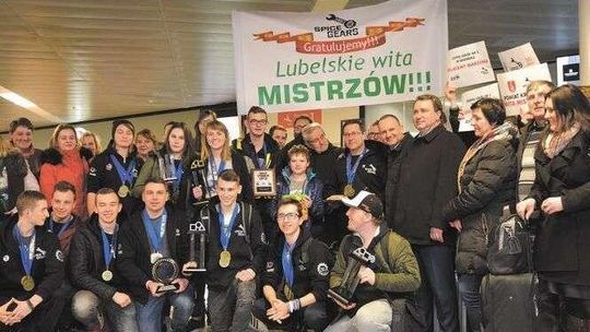 Kolejne sukcesy kraśnickiej drużyny Spice Gears. Powstała fundacja od robotyki