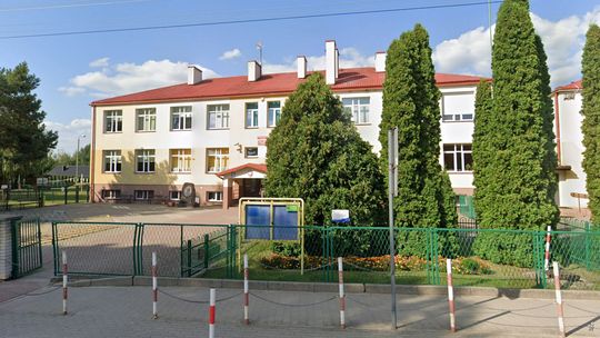 Kolejny atak ucznia-nożownika w szkole. 36-letnia woźna nie żyje