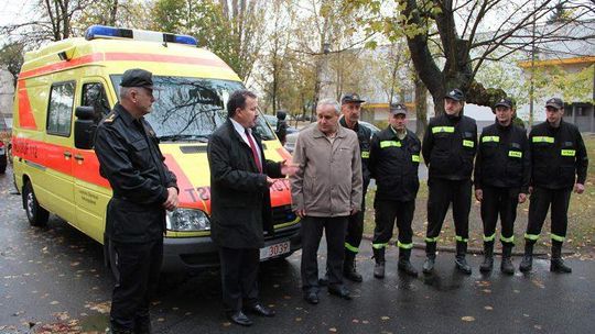 Kolejny mercedes od Niemców. Za 1 euro