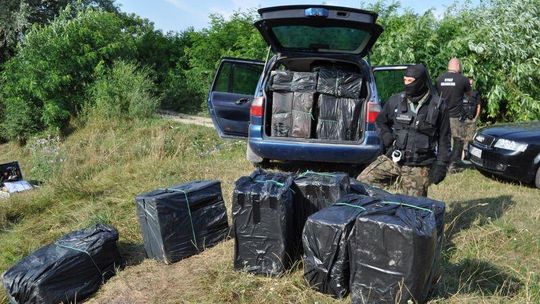 Kolejny przemyt w Dorohusku, papierosy płynęły pontonem