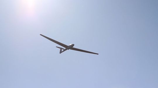 Kolejny wypadek lotniczy. Nie żyje pilot szybowca