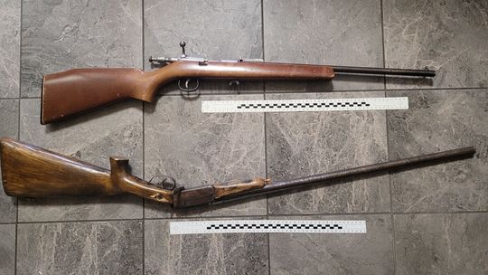 „Kolekcjoner” broni pod ostrzałem policji