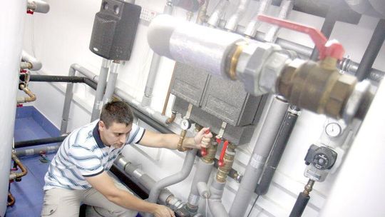 Kolektory słoneczne: Więcej pieniędzy na energię ze słońca