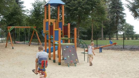 Kolonia Łuszczów. Mały plac, mnóstwo zabawy