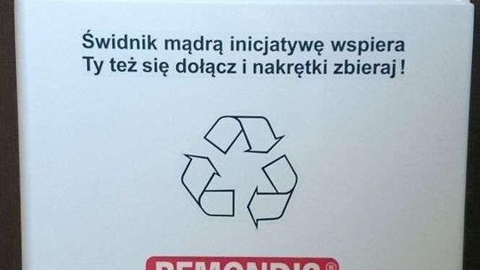 Kolorowe nakrętki ruszają na pomoc