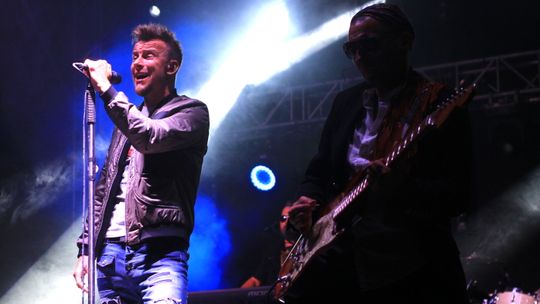 Kolorowe proszki, przeboje Beatlesów i Feel na Dniach Ryk [zdjęcia]