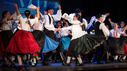 Kolorowo, wesoło i międzynarodowo!  Pierwsza „Folkloriada” w Świdniku