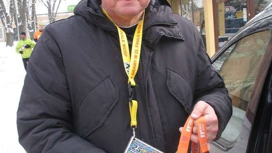 Komandosi z grupy rekonstrukcyjnej zagrali z orkiestrą