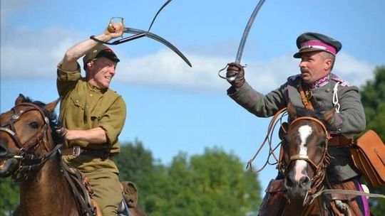 Komarów: Znów pokonają Rosjan. Zbiórka na inscenizację bitwy