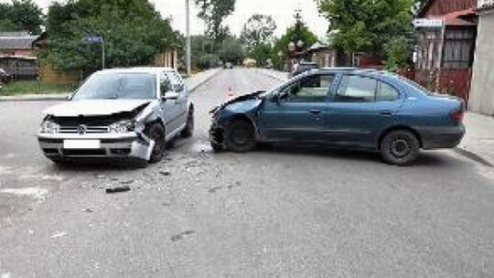 Komarówka Podlaska. Kierowca na podwójnym gazie. Ciężarna kobieta trafiła do szpitala