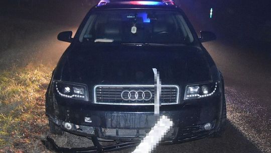 Kompletnie pijana jechała drogą krajową. Zatrzymał ją inny kierowca