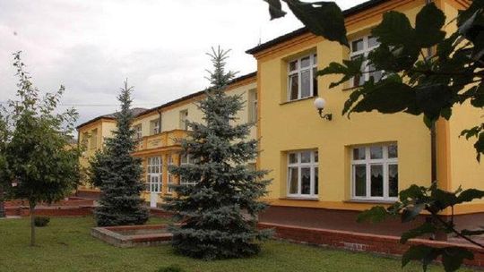 Komu przeszkadza patron liceum w Wisznicach 