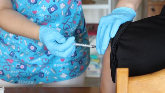 Komu szczepionkę? Będzie okazja w Kazimierzu i Kurowie