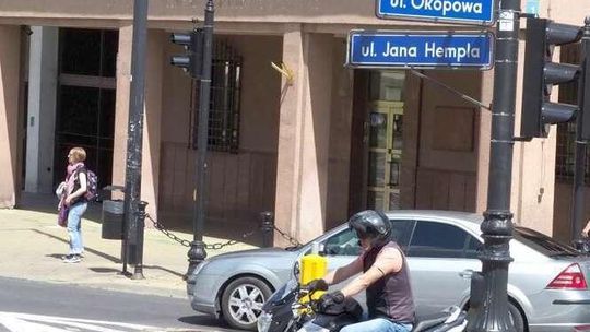 Komunę z ulic wyprowadzić. Lista nazw, które według IPN należy zmienić