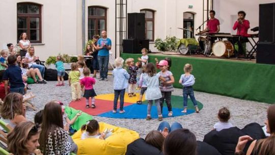 Koncert Ani Brody na placu Litewskim