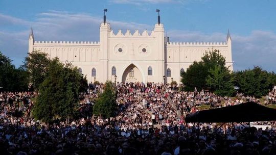 Koncert Chwały w Lublinie. Występ Cugowskich i zbiórka pieniędzy dla Alicji [program]