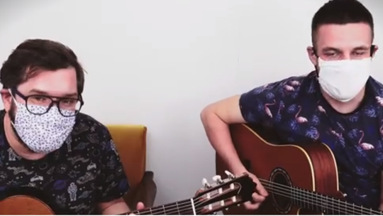 Koncert Cuatro Manos Live