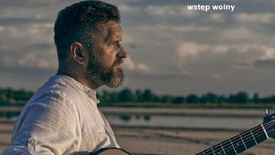 Koncert Jakuba Kotyni w dzielnicy Wrotków