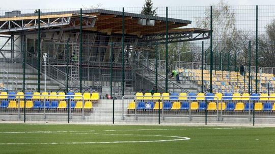 Kończy się przebudowa stadionu w Świdniku. Na otwarcie przyjedzie Cracovia