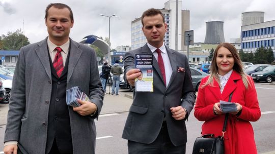 Konfederacja rozdawała ulotki "w obronie Azotów"