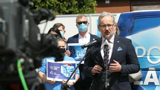 Konferencja ministra zdrowia. Obostrzenia na wakacje