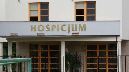 Konflikt w hospicjum w Puławach. Wiceprezes rezygnuje i oskarża