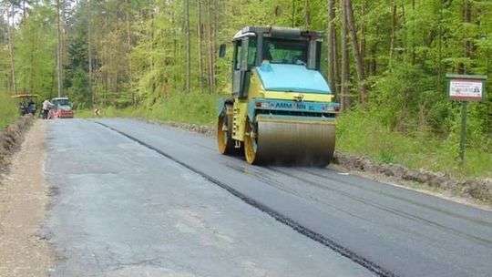 Koniec dziur i wertepów na drodze Krasnobród - Jacnia