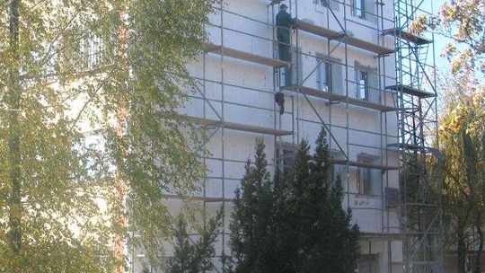 Koniec epoki wczesnego Gierka. Remontują komendę po 40 latach