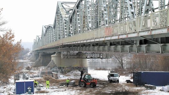 Koniec korków przed mostem w Puławach. Ale utrudnienia wrócą